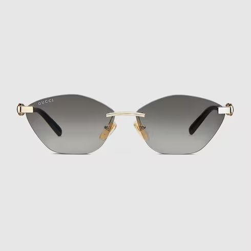 Cat eye frame sunglasses