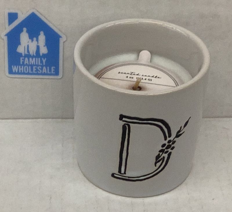 D Sandlewood Amber Scented Candle