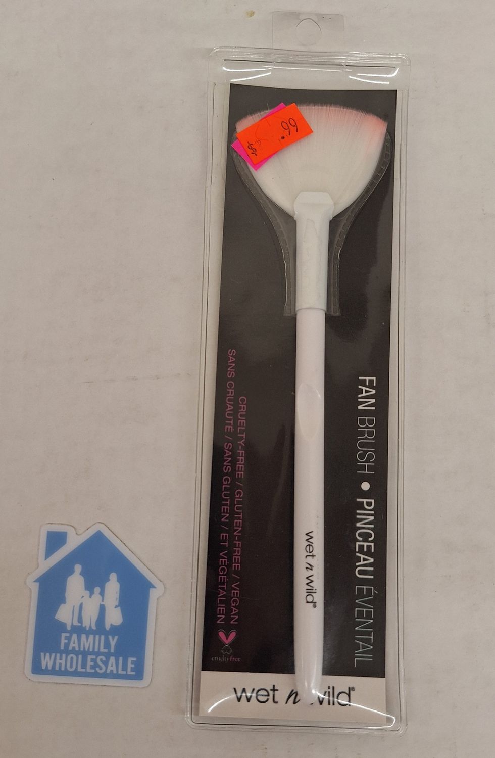 Wet N Wild Fan Brush