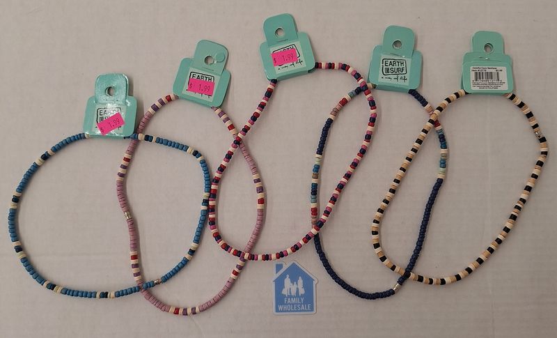 Earth and Surf Colorful Coco Necklace - Assorted