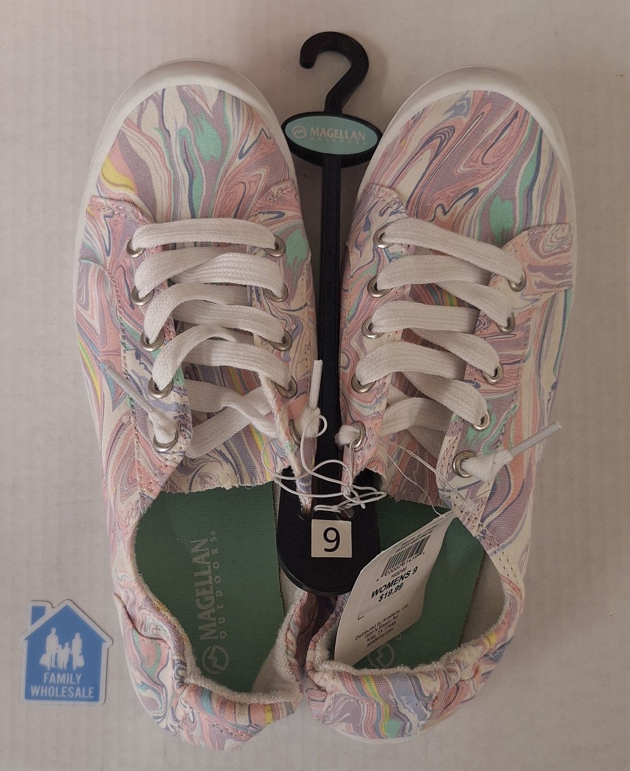 Magellan Outdoors Womens Sneakers Size 9