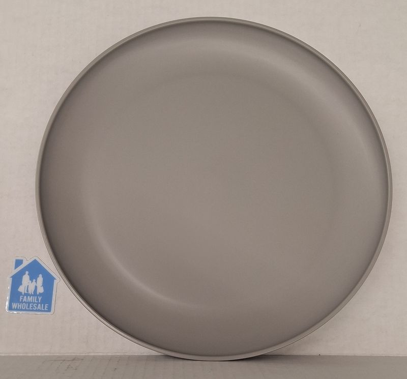 10.5" Plastic Dinner Plate Jet Gray - Room Essentials™