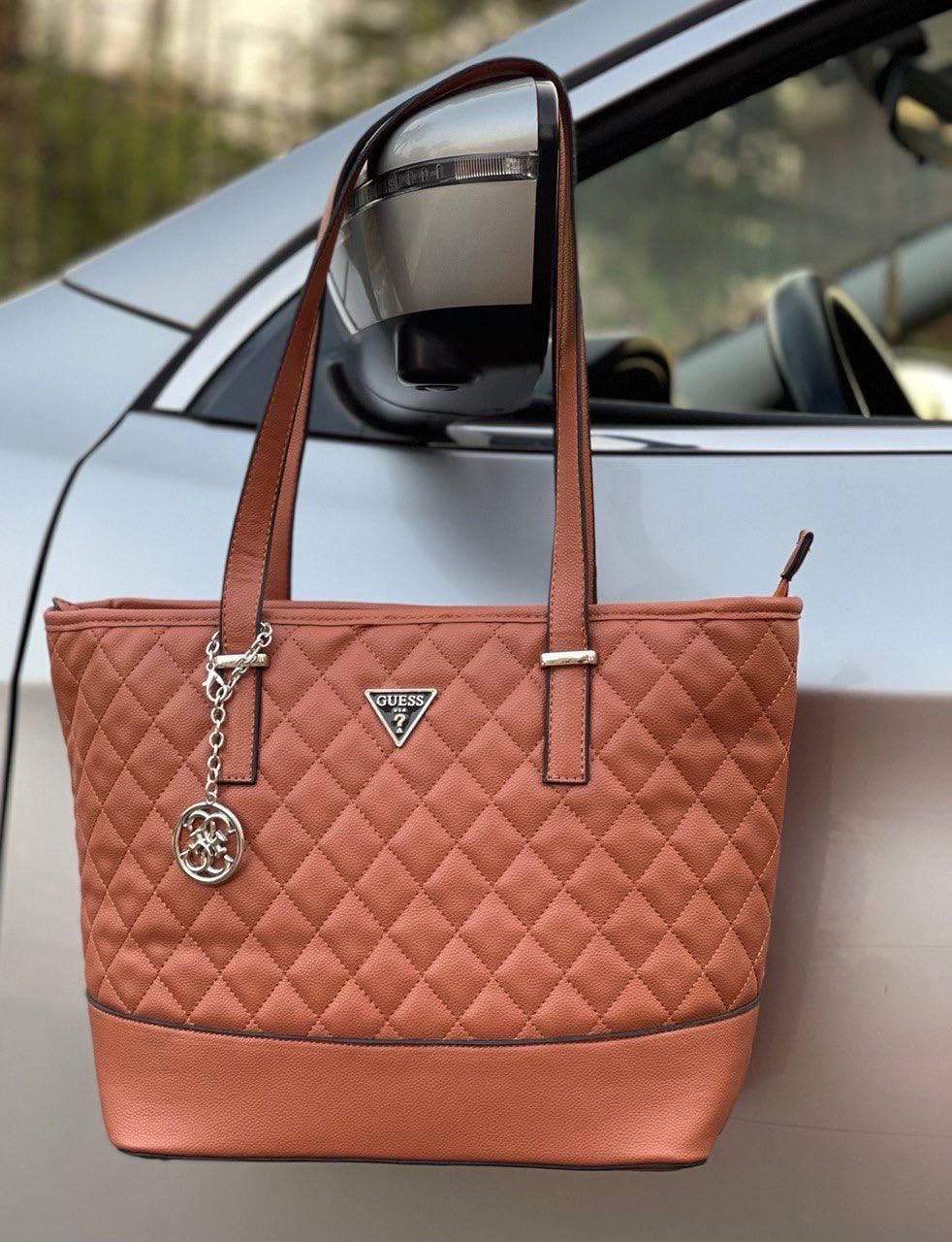 Guess Shoulder Bag