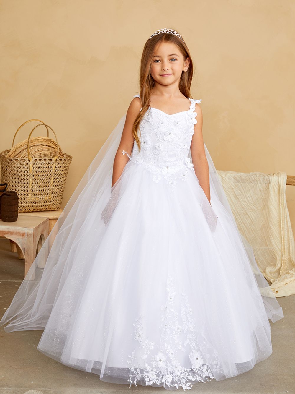 7040 Girl White Dress
