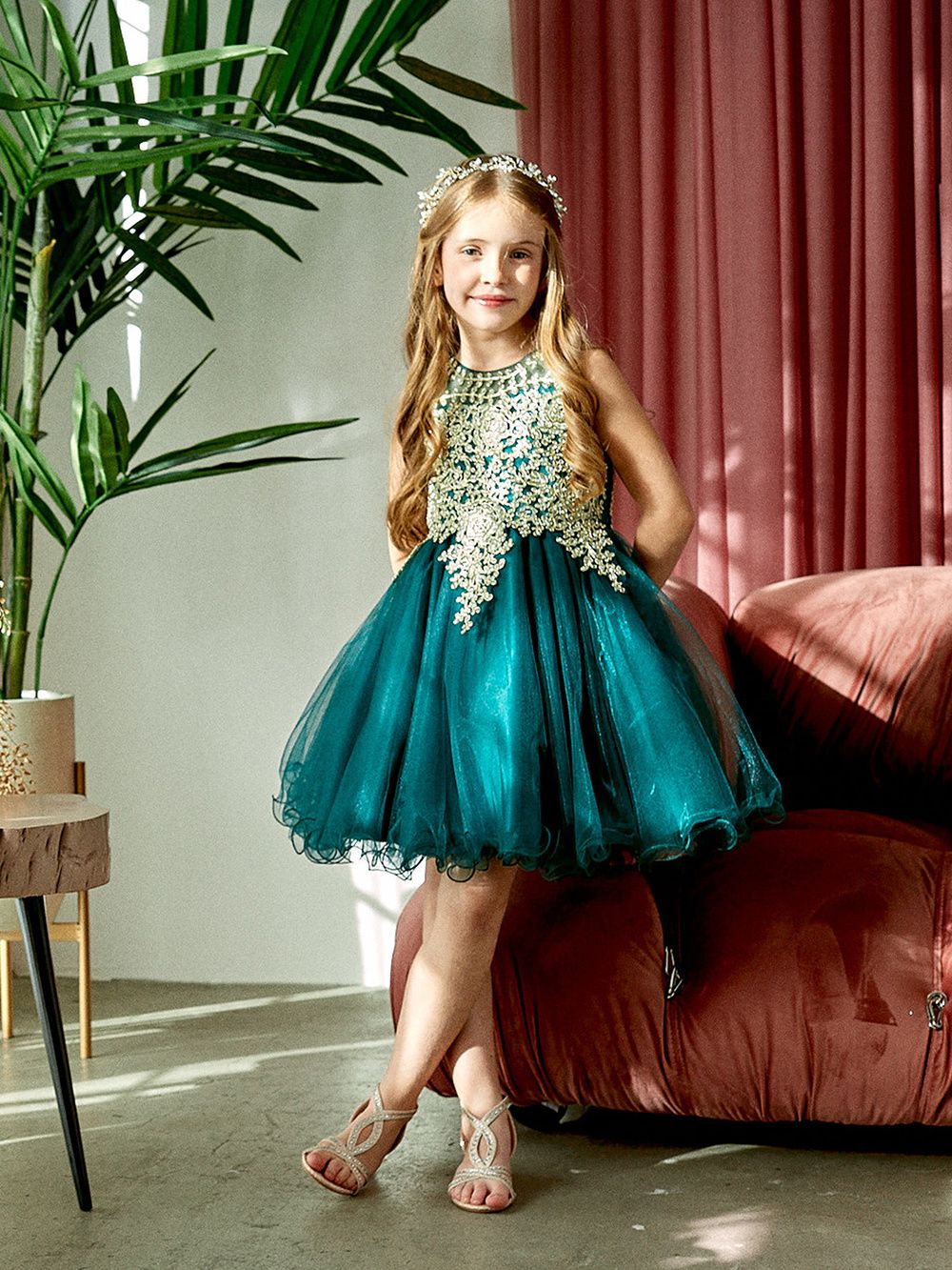 7013 Girl Dress
