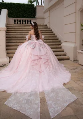 4080060 Light Pink/platinum Quince Dress