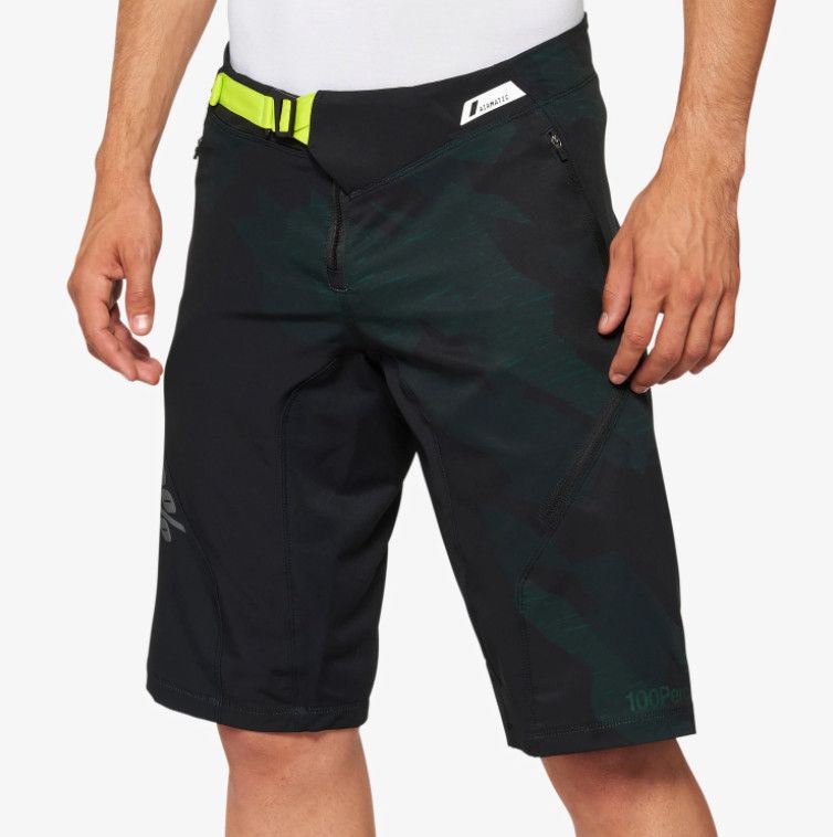 Short 100% Airmatic Limted Edition Noir/Camo, Size: 30