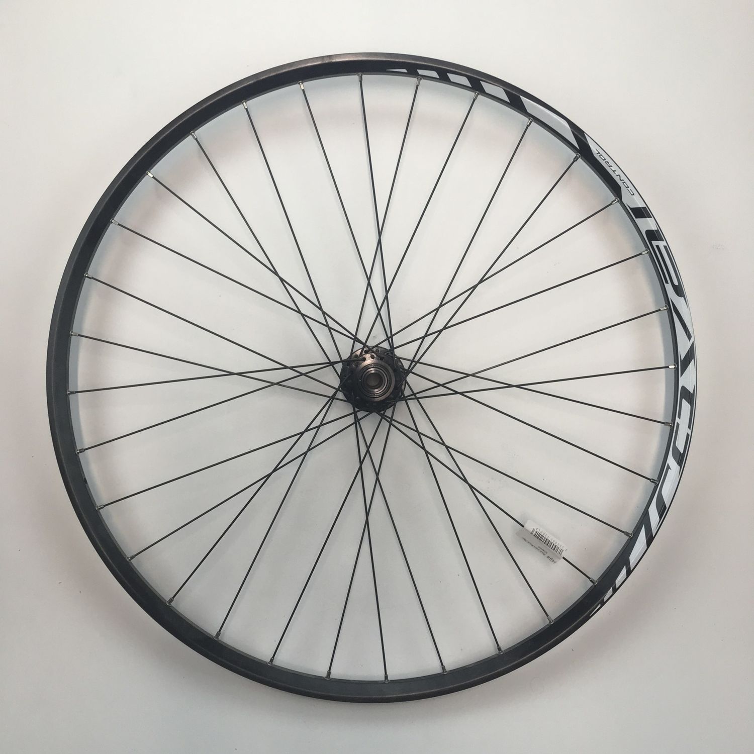 Roue avant Roval 29po 32rayons 100mm 15mm