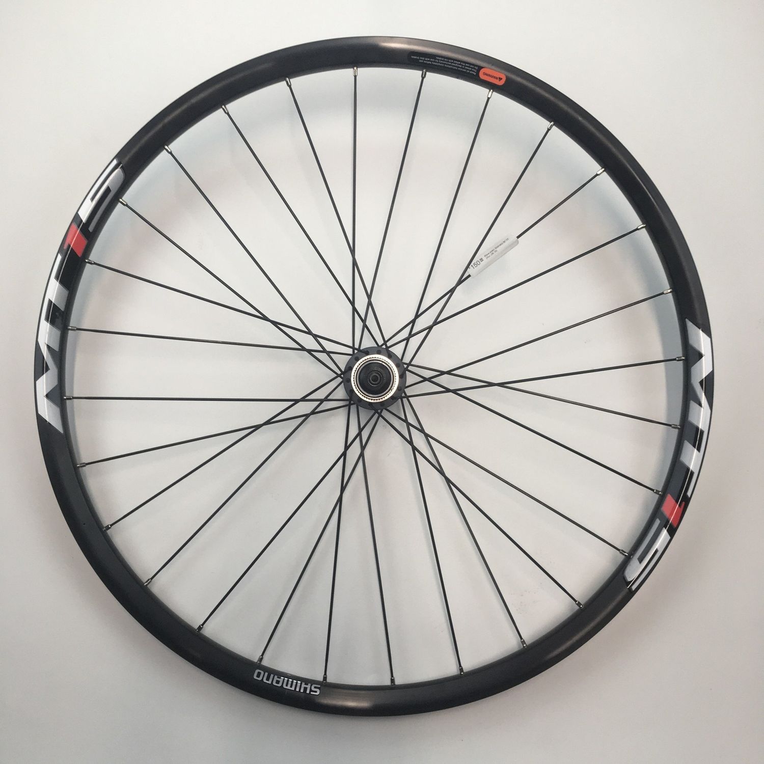 Roue avant Shimano MT15 26po 28t QR