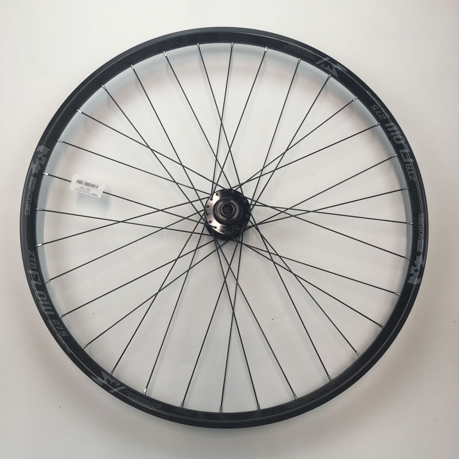 Roue avant Stan&#39;s No Tube ZTR Flow 27.5 15mm X 100mm
