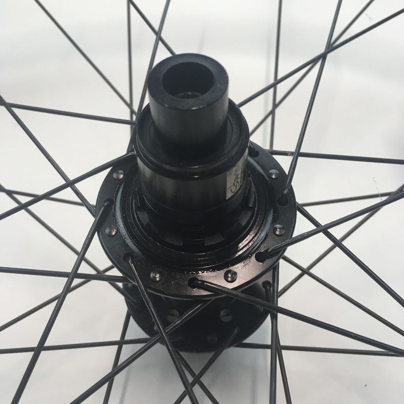 Roue Arrière  Montagne Stan&#39;s NoTube Crest ZTR Pro 27.5 650B  Noir 32T Moyeu Neo XD Drive 12 x 142 6 bolts