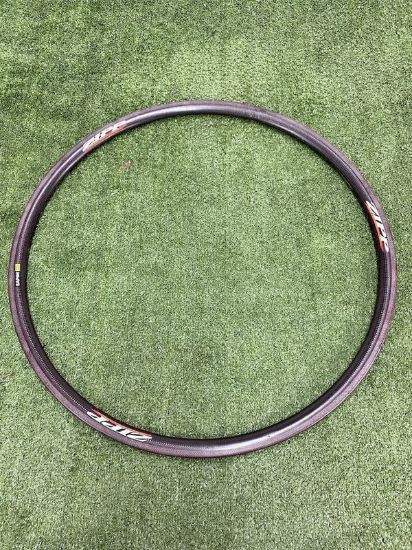 Jante Zipp 202 Carbon 18T Boyau