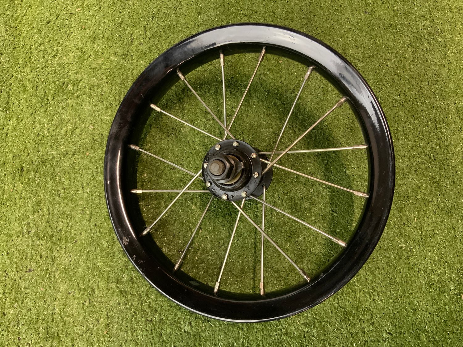Roue avant 12&#39;&#39; NOIR / Model CMB503072 &amp;