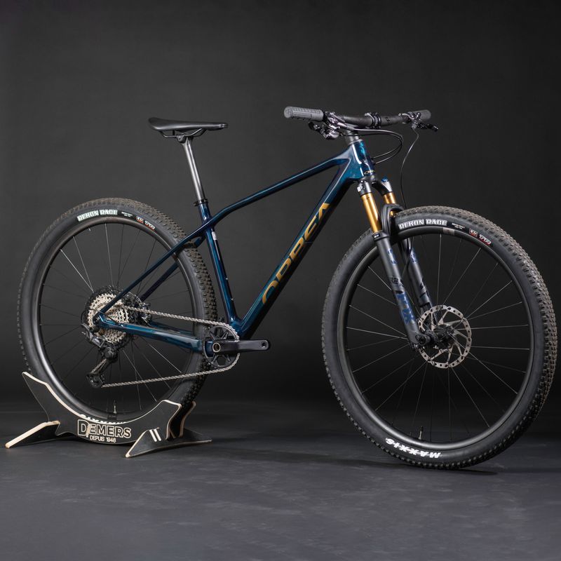 Orbea Alma M-Pro Bike (Blue/Gold)