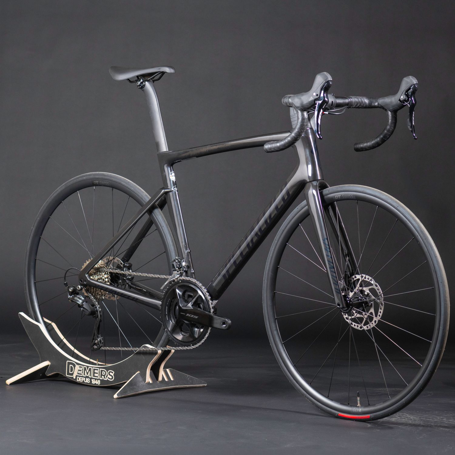 Specialized Tarmac SL7 Sport Shimano 105 2025 Bike (Carbon)