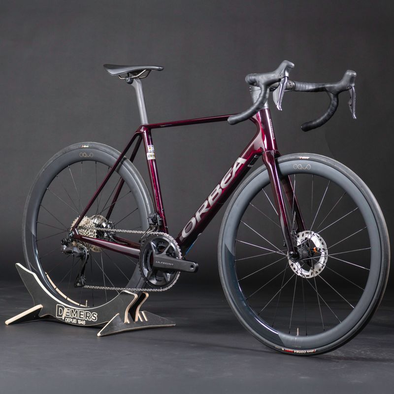 Orbea Orca M20iTeam Pwr 4iiii 2025 Bike (Wine Red/Carbon)