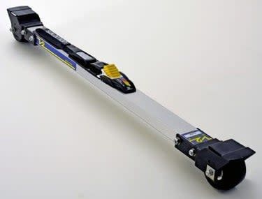 V2 XLA 920 Aluminium Classic Rollerskis Medium (No Bindings)