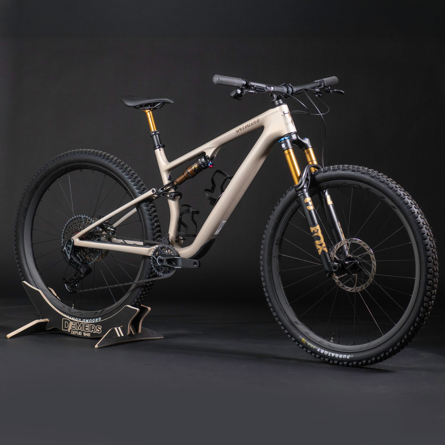 Specialized Epic 8 EVO Pro MTB Large (Sandstone)