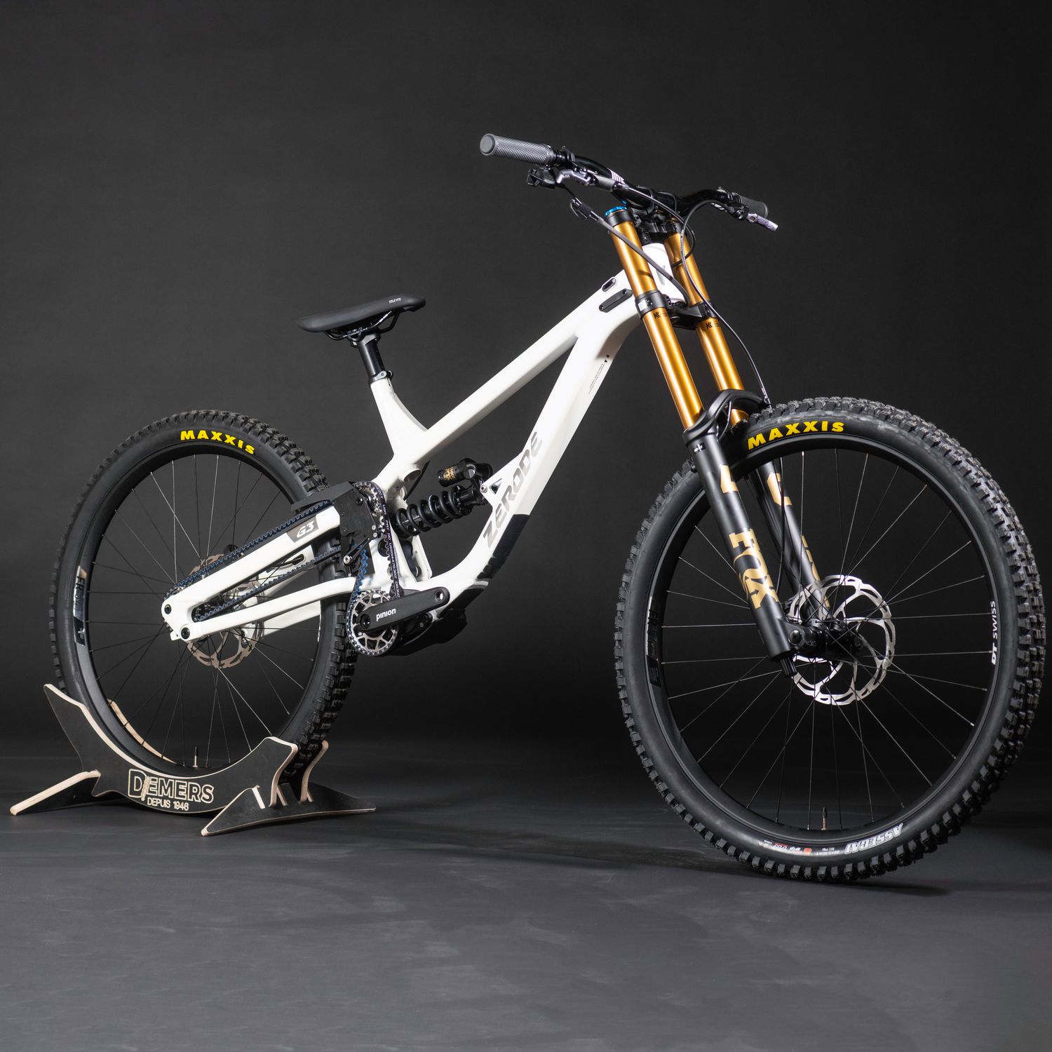 Zerode G3 Full Build 2026 MTB (Cream)