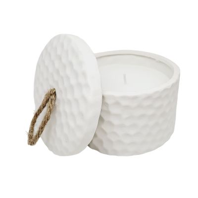 Kaars in porseleinen pot met deksel 10×8.5cm deukjesmotief