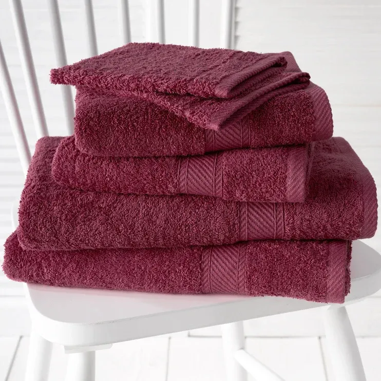 Promopack Helene, rood - 2 washandjes + 2 handdoeken + 2 douchelakens