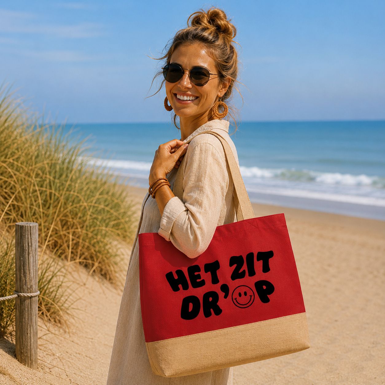 Het Zit Dr’Op - Strandtas – Grappig Cadeau Voor Juf – Origineel Einde Schooljaar Cadeau