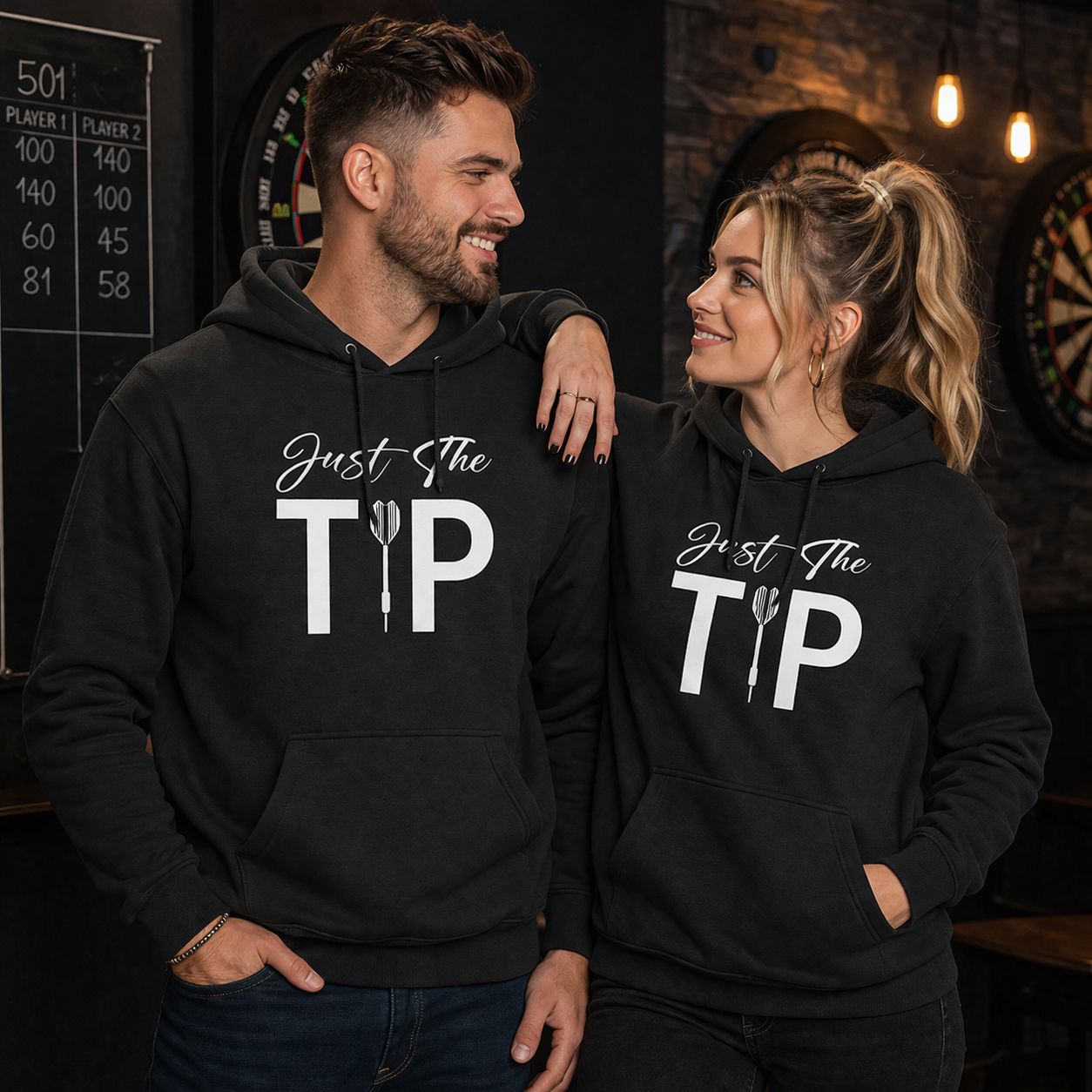 Just The Tip Darts Hoodie – Funny Darts Hoodie – Unisex Cadeau voor Darts Spelers