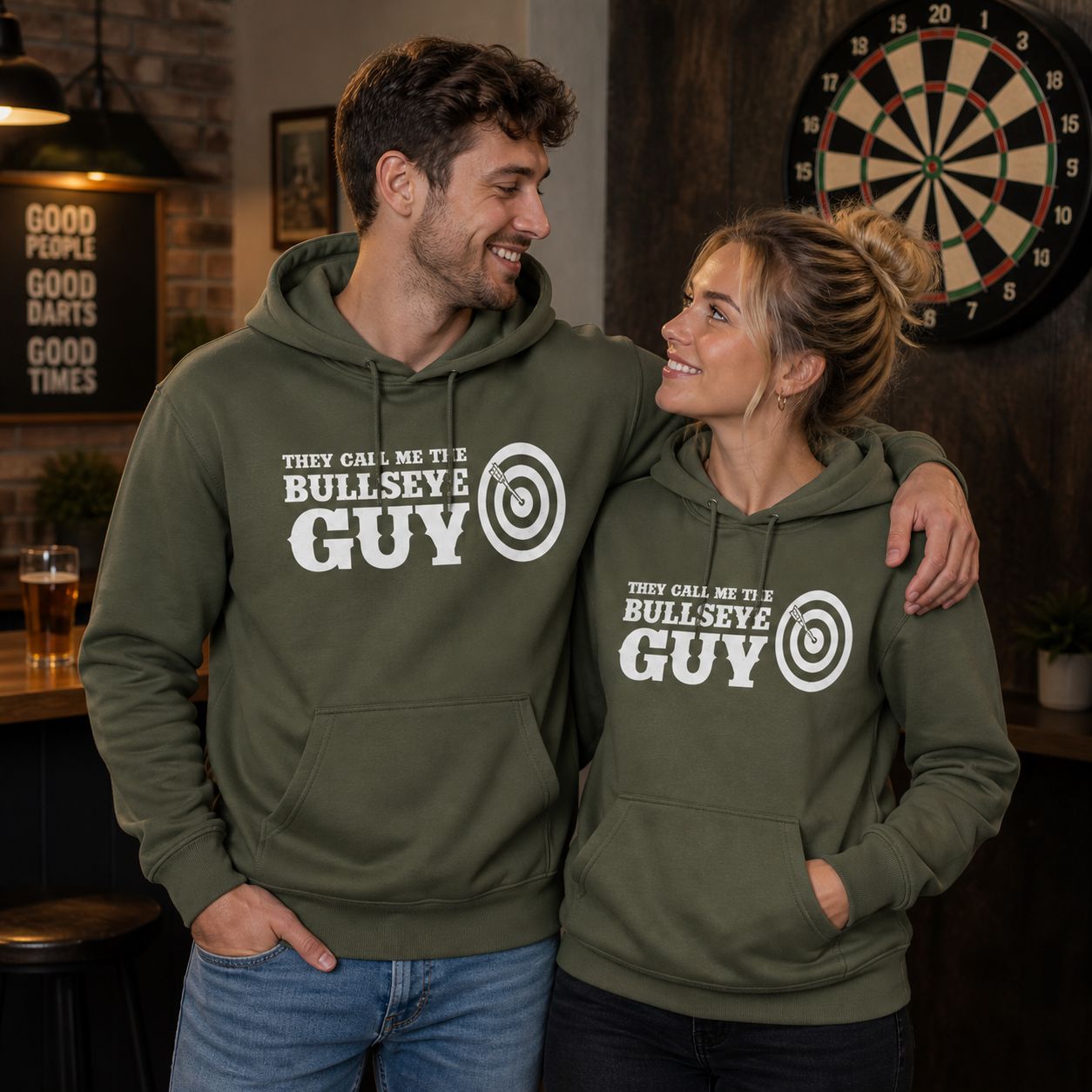 They Call Me The Bullseye Guy Hoodie – Funny Darts Hoodie – Unisex Cadeau voor Darts Spelers