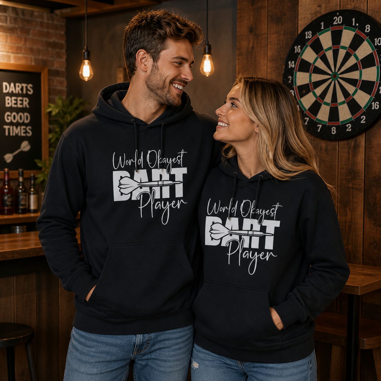 World’s Okayest Dart Player Hoodie – Funny Darts Hoodie – Unisex Cadeau voor Darts Spelers