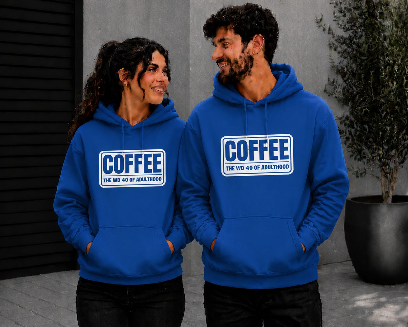 Hoodie ‘Coffee The WD-40 Of Adulthood’ – Grappige Koffie Hoodie met Tekst