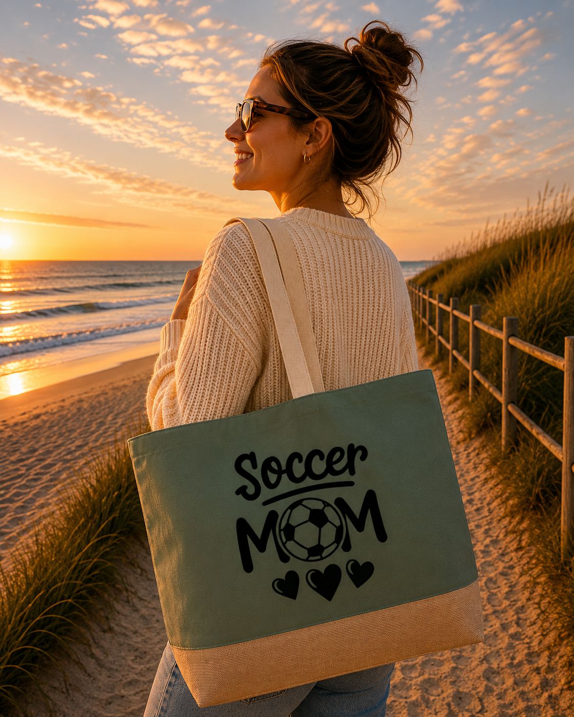 Soccer Mom Strandtas - Sportieve Mama Strandtas - Leuk Cadeau voor Voetbalmama