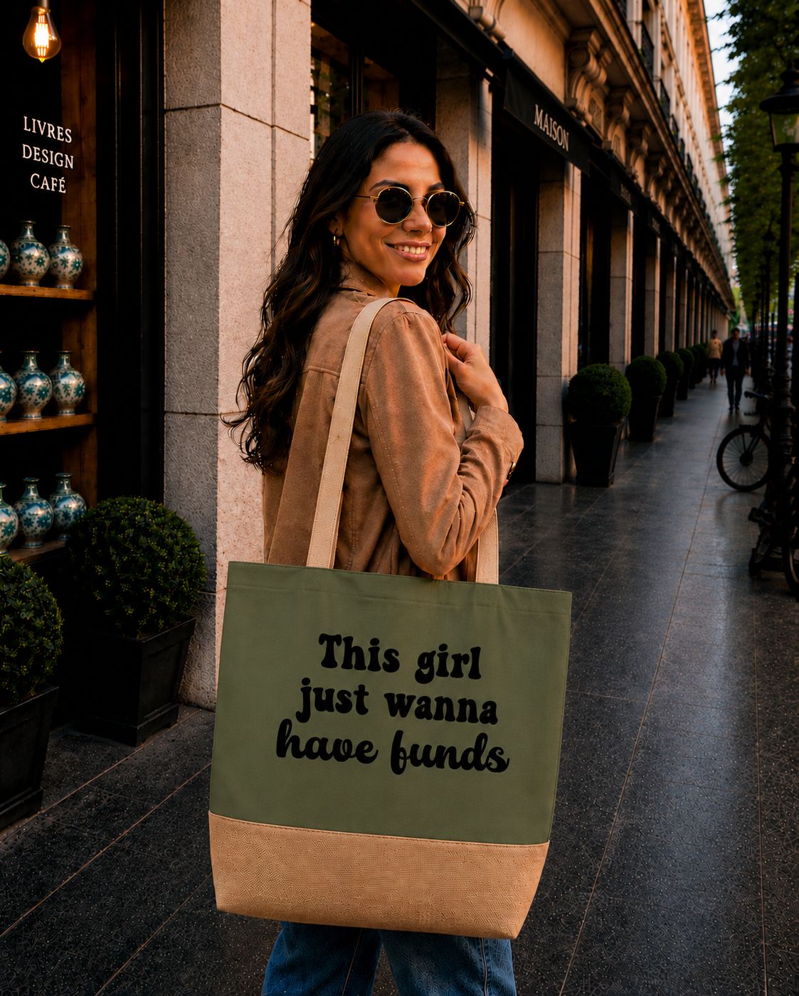 Strandtas “This Girl Just Wanna Have Funds” – Grappige Shopper met Woordspeling voor Shopping Queens