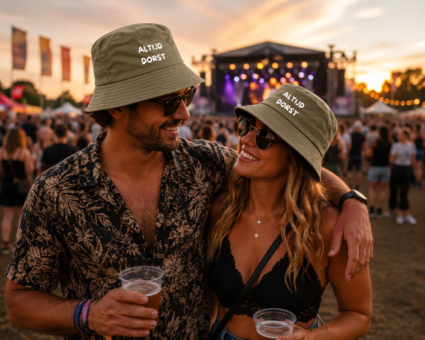 Altijd Dorst Bucket Hat – Grappig Festivalhoedje voor Bierliefhebbers