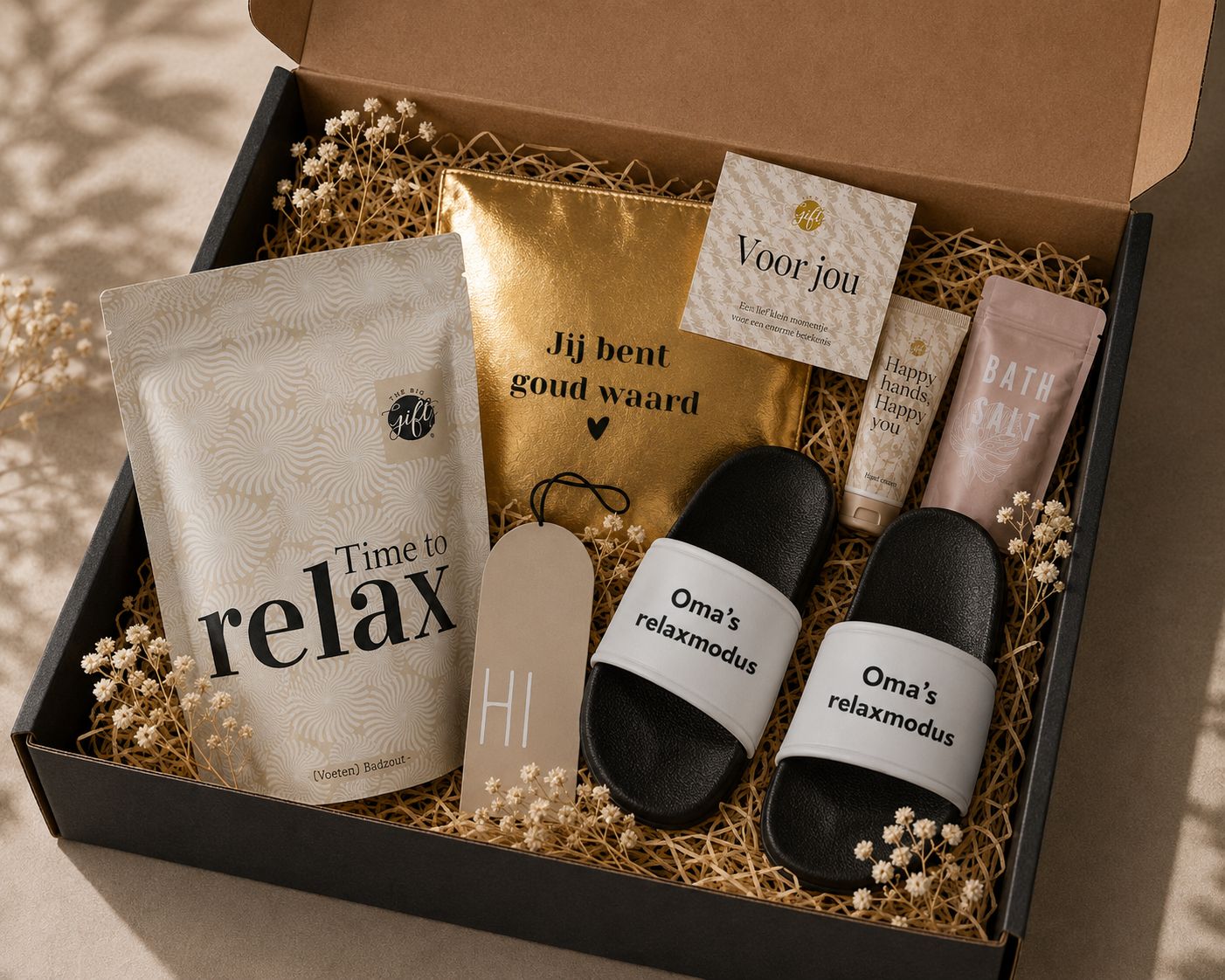 Wellness Cadeaubox Oma – Luxe Verwenpakket met Slippers &amp; Badzout
