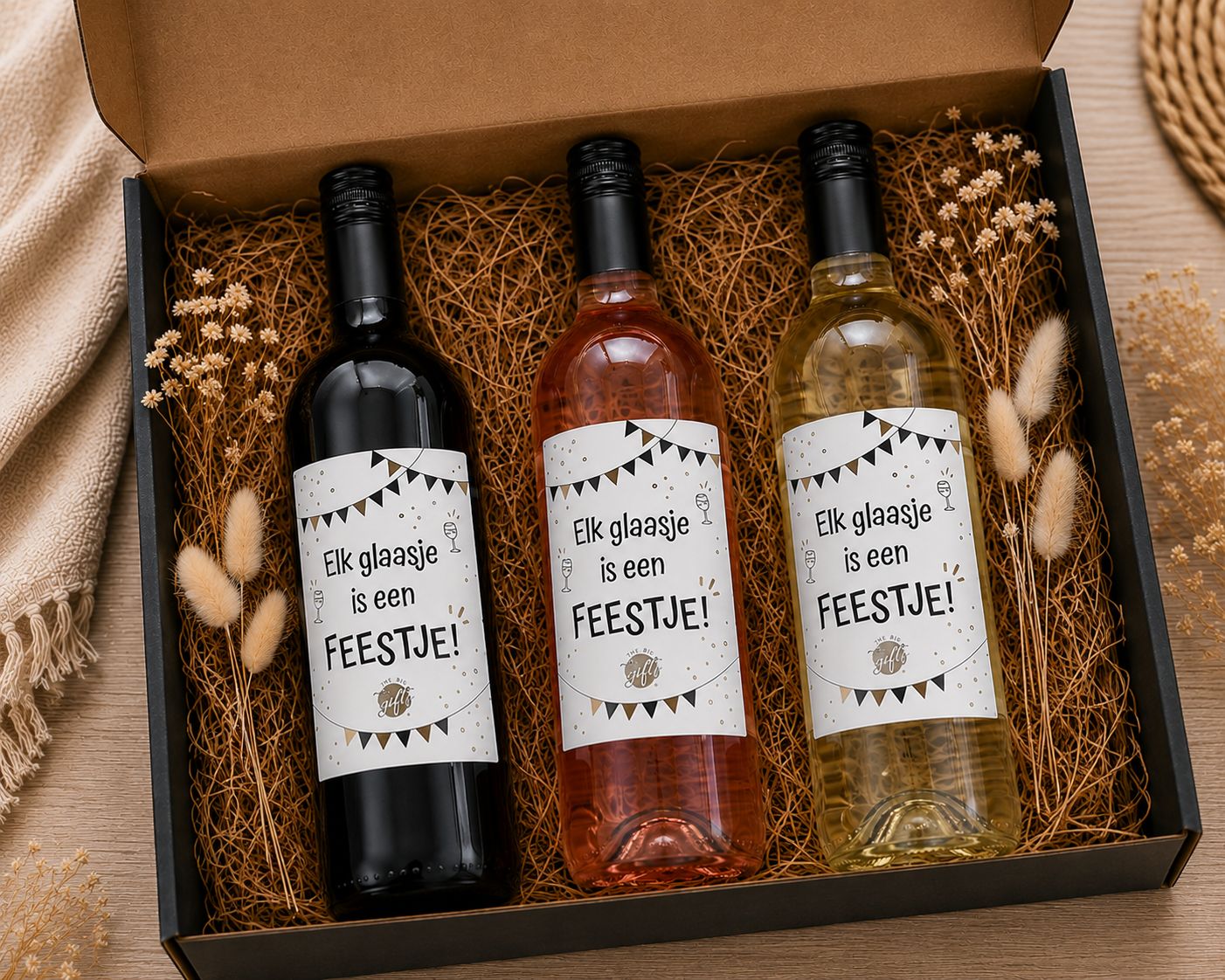 Wijn Cadeaubox met 3 Flessen – Elk Glaasje is een Feestje | Kadelidootjes