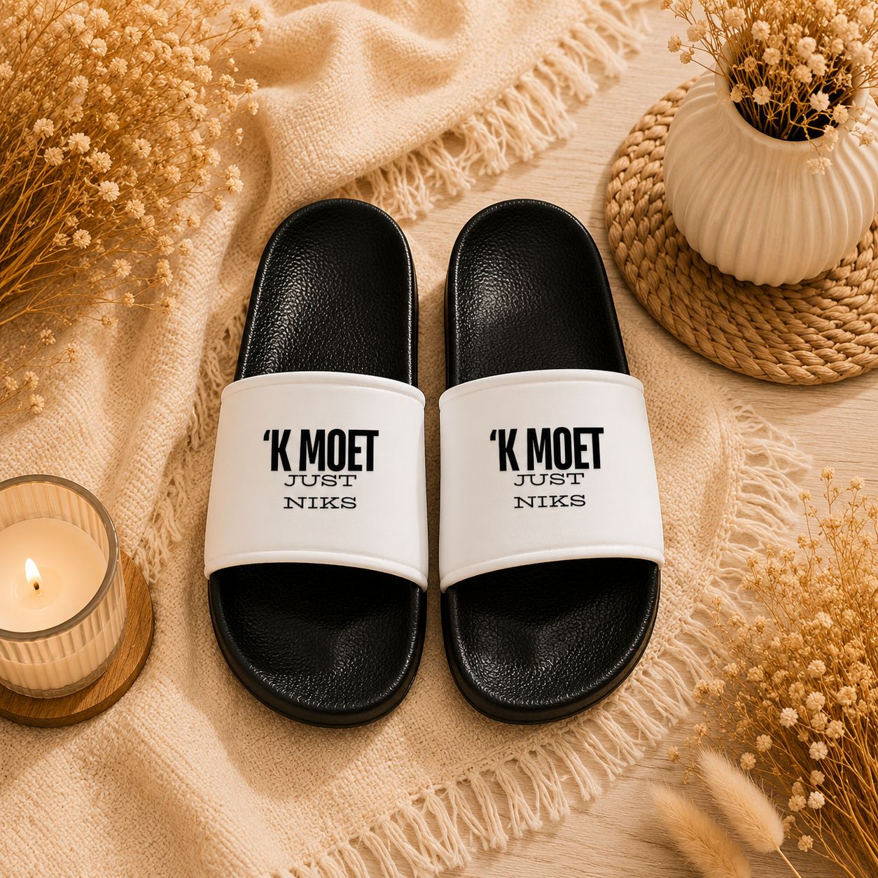’K Moet Just Niks Slippers – Grappige Slippers met Vlaamse Tekst | Kadelidootjes