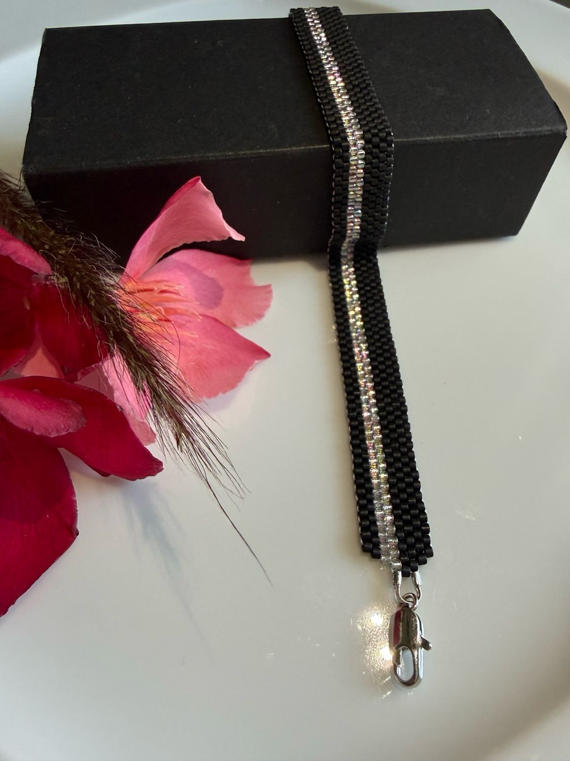 Armband matt black