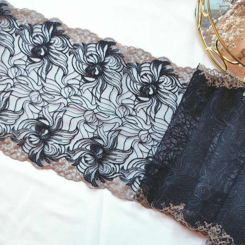 Non-stretch black and beige floral embroidered lace – 19 cm wide

