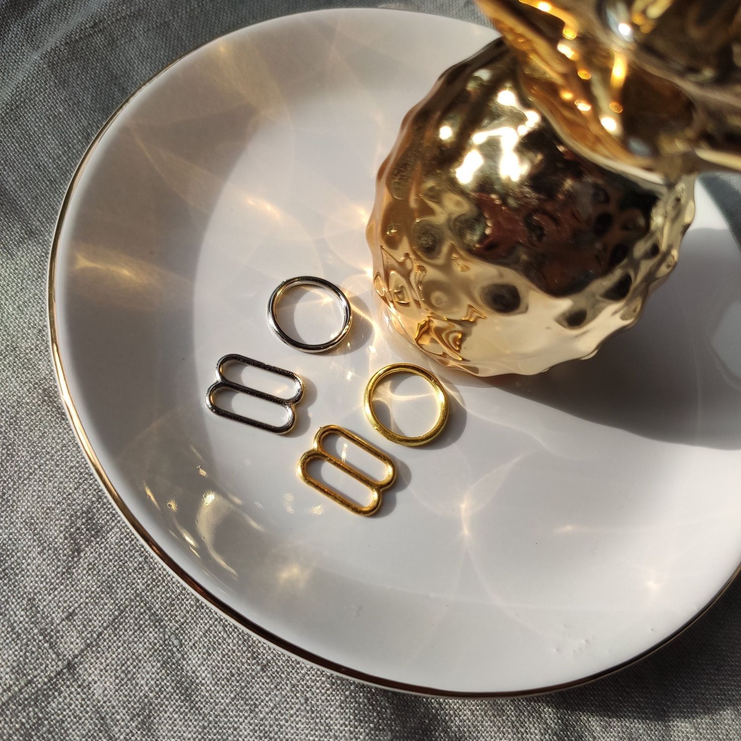 Metal rings and sliders for bra straps – lingerie hardware