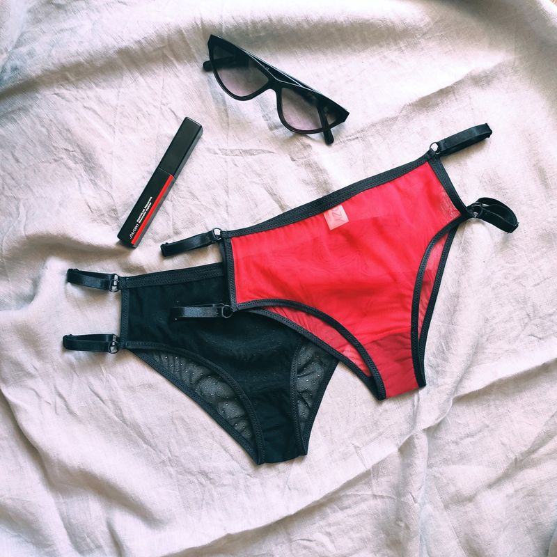 Dita Low-Rise Panties Pattern, Adjustable Straps