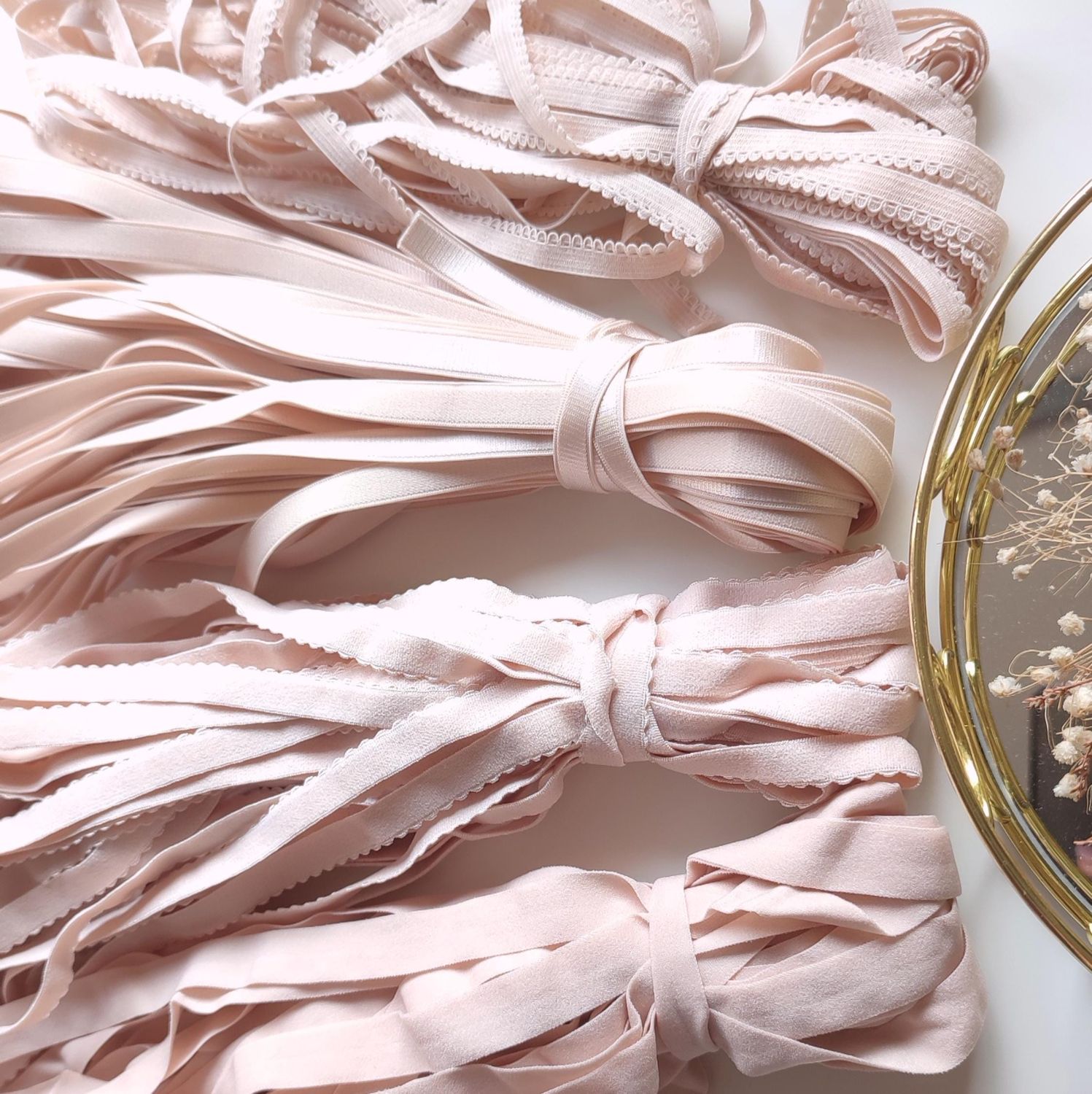 Silver Peony elastics