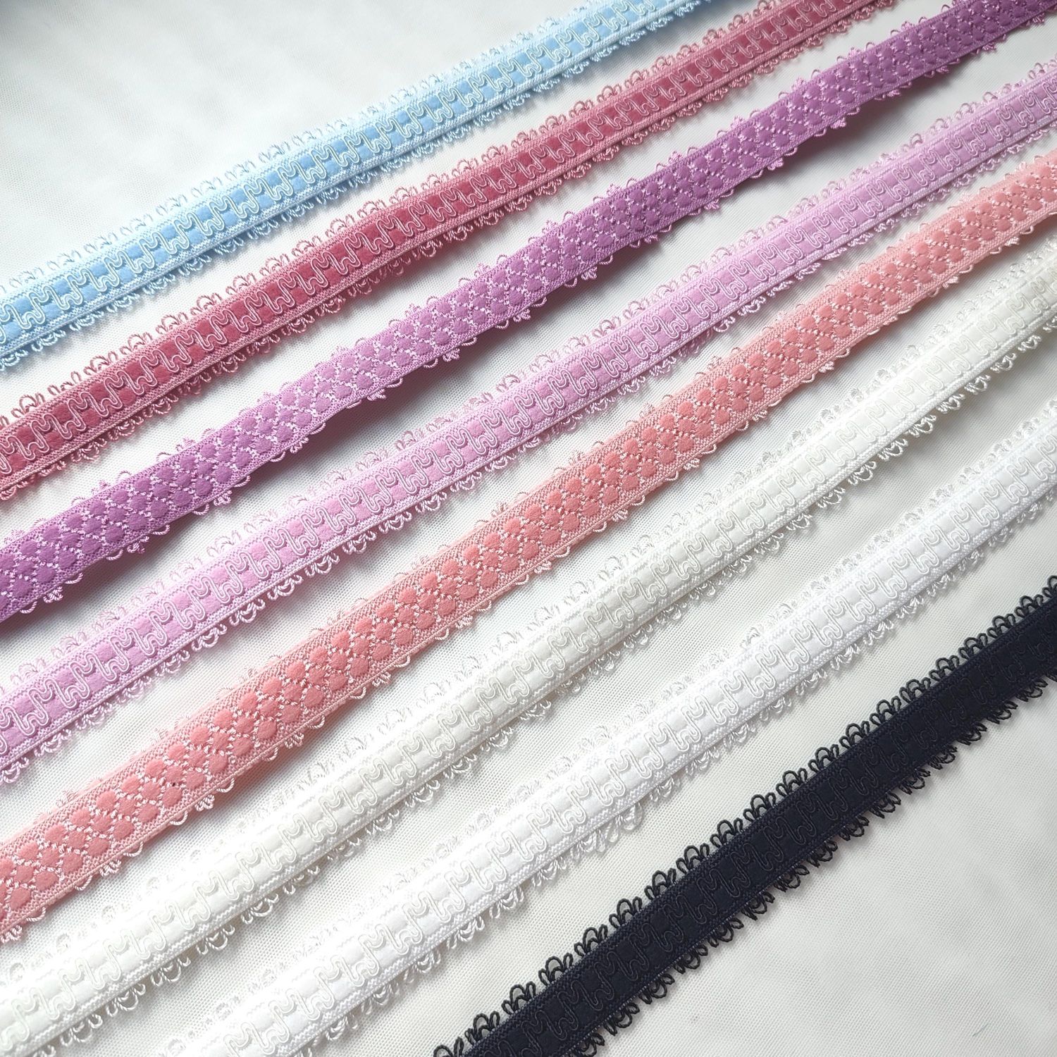 Decorative elastic bra straps in pastel and black colors, 20mm wide