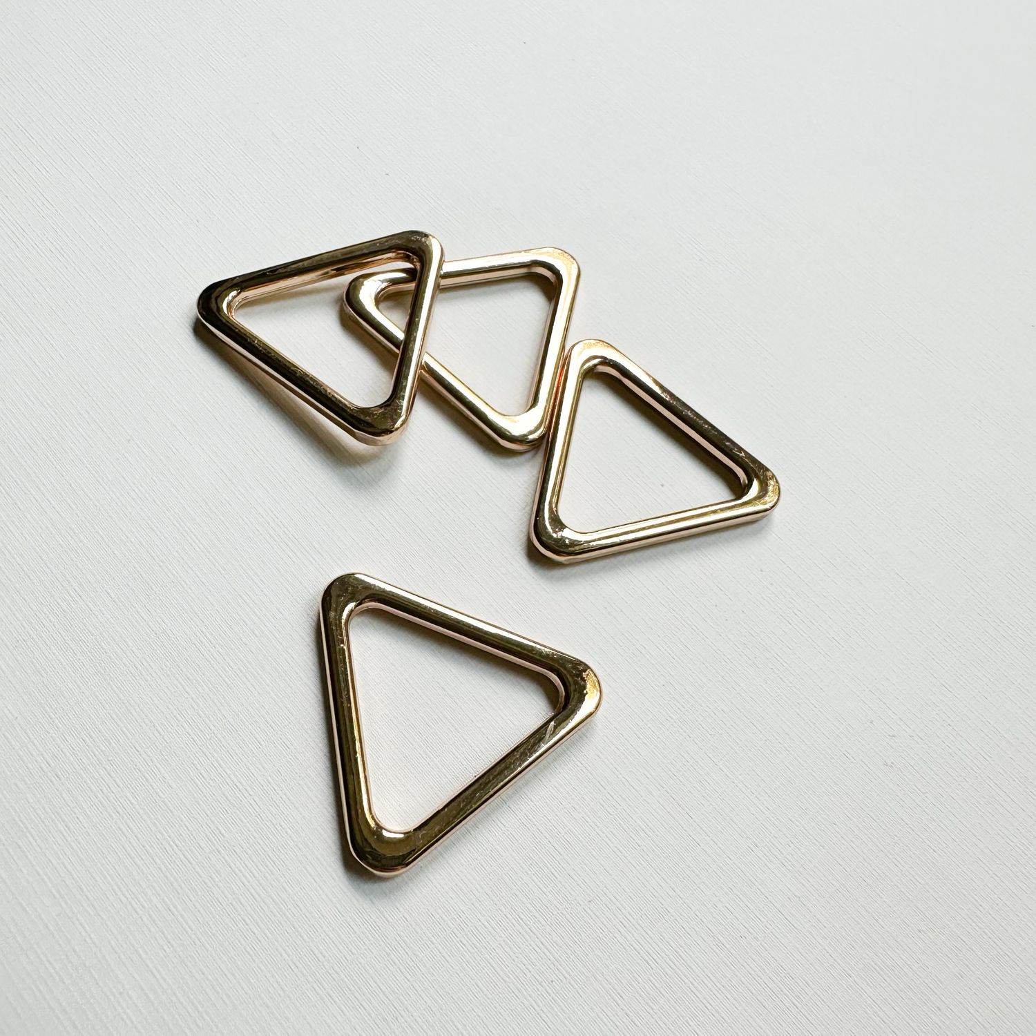 Light gold triangle rings 20 mm for lingerie straps and harness sewing