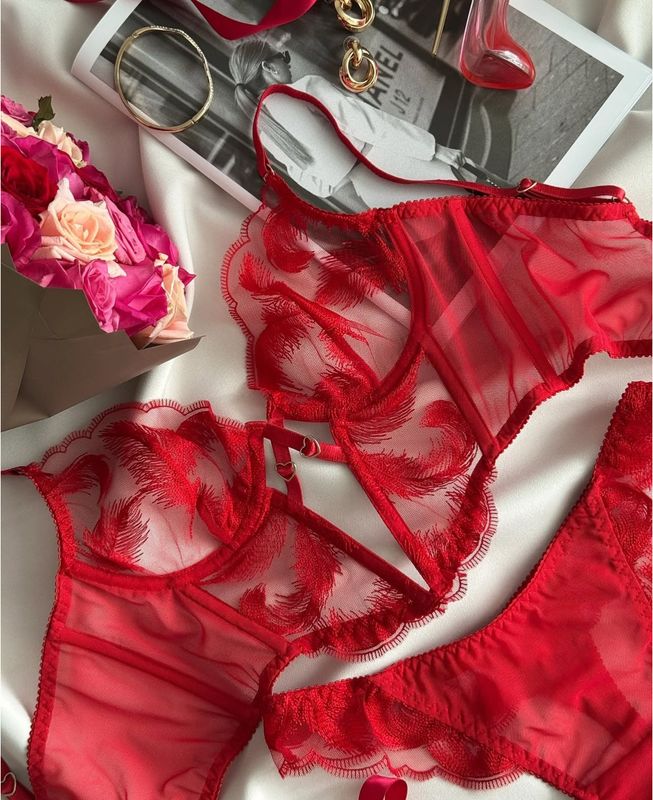 Red Feather Embroidery Non-Stretch Lace