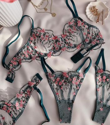 Floral Embroidered Lace – Pink Flowers &amp; Green Leaves