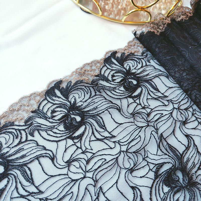 Non-stretch black and beige floral embroidered lace – 19 cm wide
