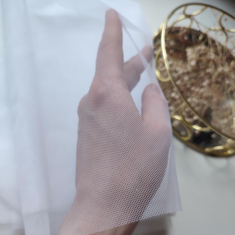 Non-stretch transparent bust mesh fabric for lingerie and corsetry