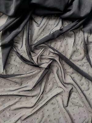 Résille stretch noire à pois transparente, largeur 130cm (51.2")