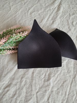Schwarze Schaumstoff-BH-Cups, Größe 70, Ohne Push-Up Schwarze Schaumstoff-BH-Cups, Größe 70