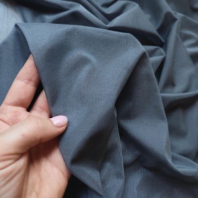 Rete Grigio Blu, Lucentezza Sottile